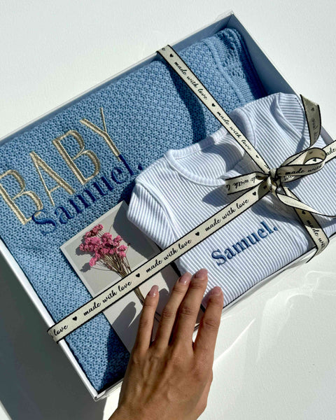 Personalized Blanket + Zip Baby Gift Set DreamBuy